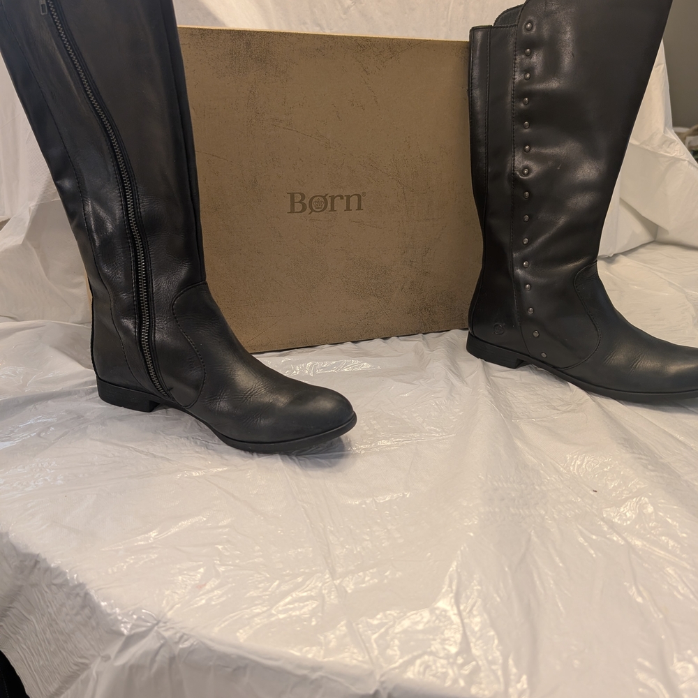 Born Women's Black Leather Boots